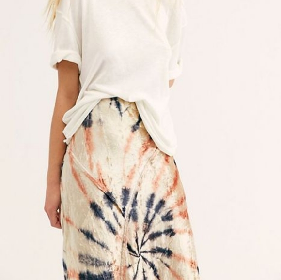 NWT Free People Bali Serious Swagger Velvet Skirt - Picture 5 of 6